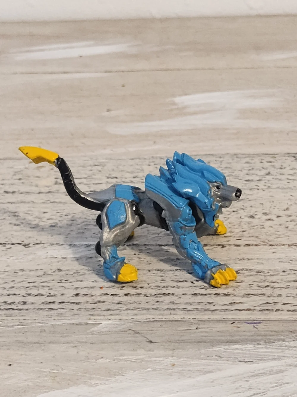 Forever Clever Spin Master Bakugan Hydorous Toy Figurine Mystery Figure